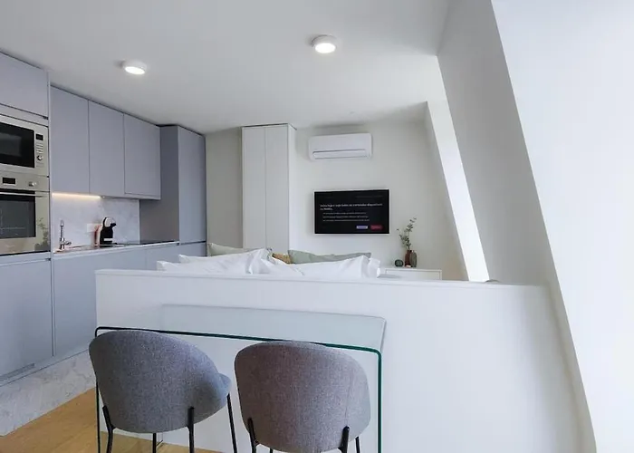 Amazing Stylish W Ac Balcony Elevator * Лісабон